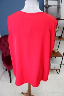 Топ яркий лаконичный 60 размер