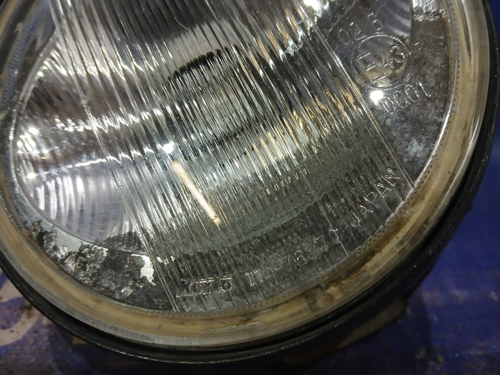 Туманка правая MAZDA TRIBUTE 2002