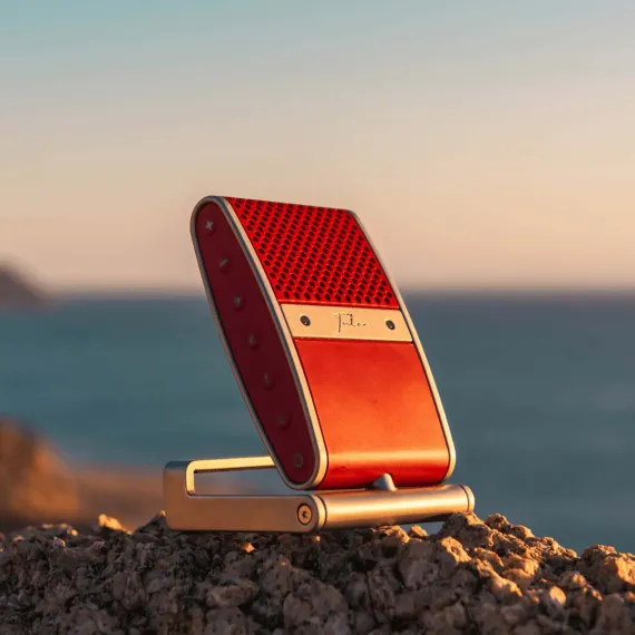 Tula Mic Red