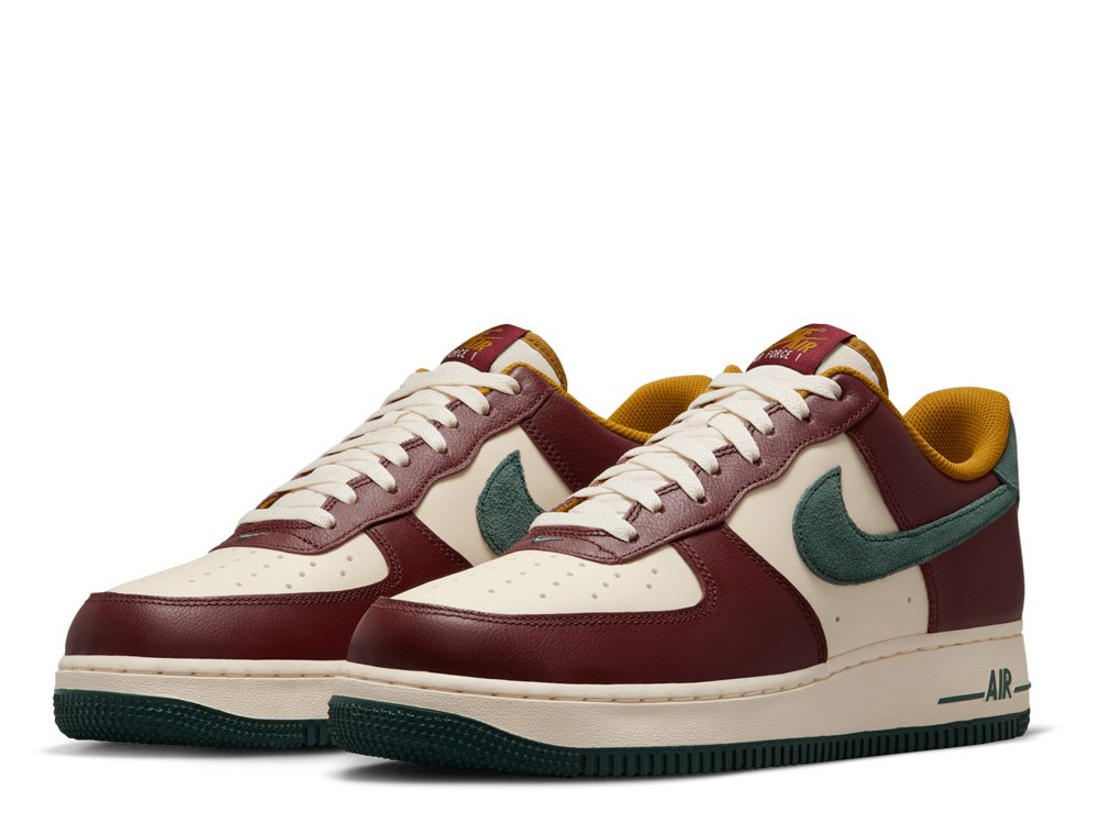 Кроссовки Nike Air Force 1 '07 LV8 Coconut Milk/Vintage Green-Dark Team Red