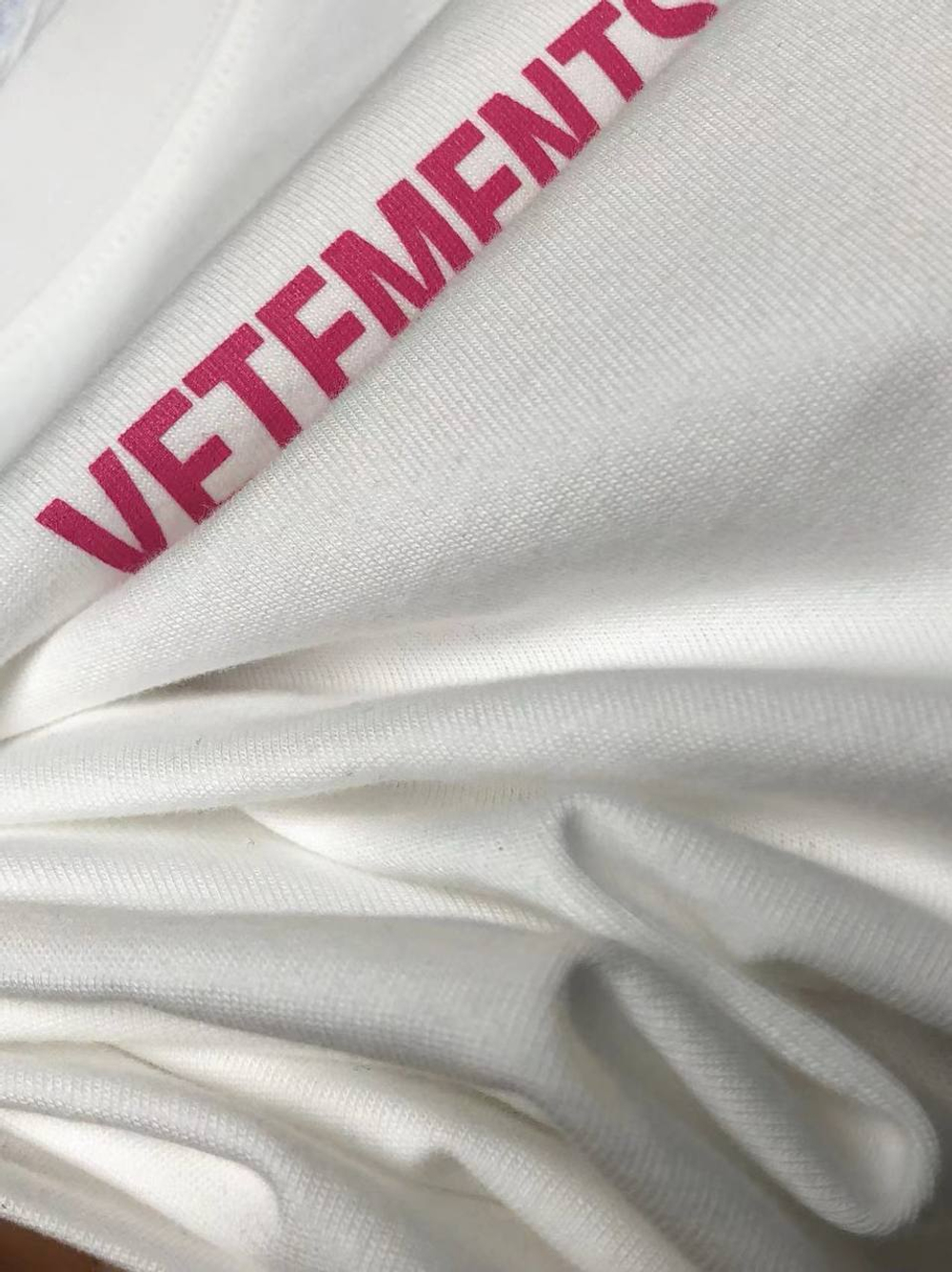 Футболка Vetements