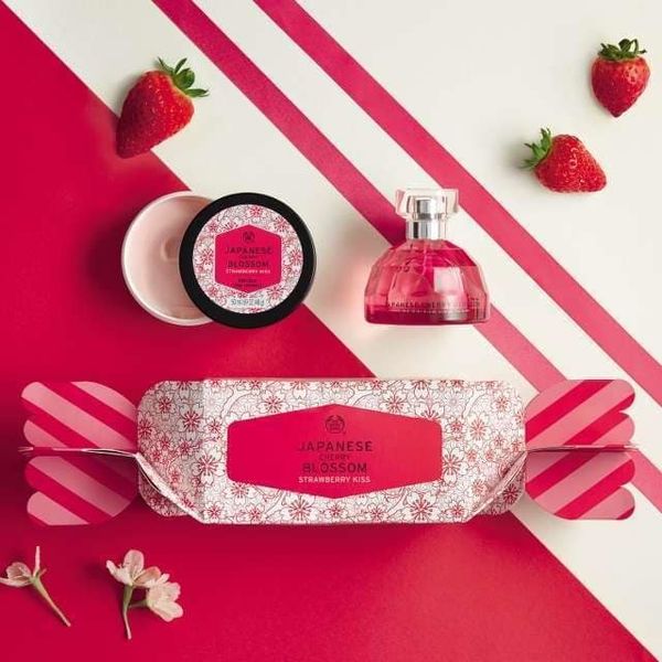 The Body Shop Japanese Cherry Blossom Strawberry Kiss