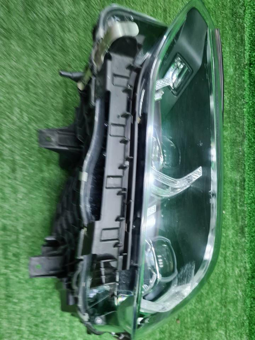 Фара левая BMW X3 G01 (2017-2021) Adaptive LED