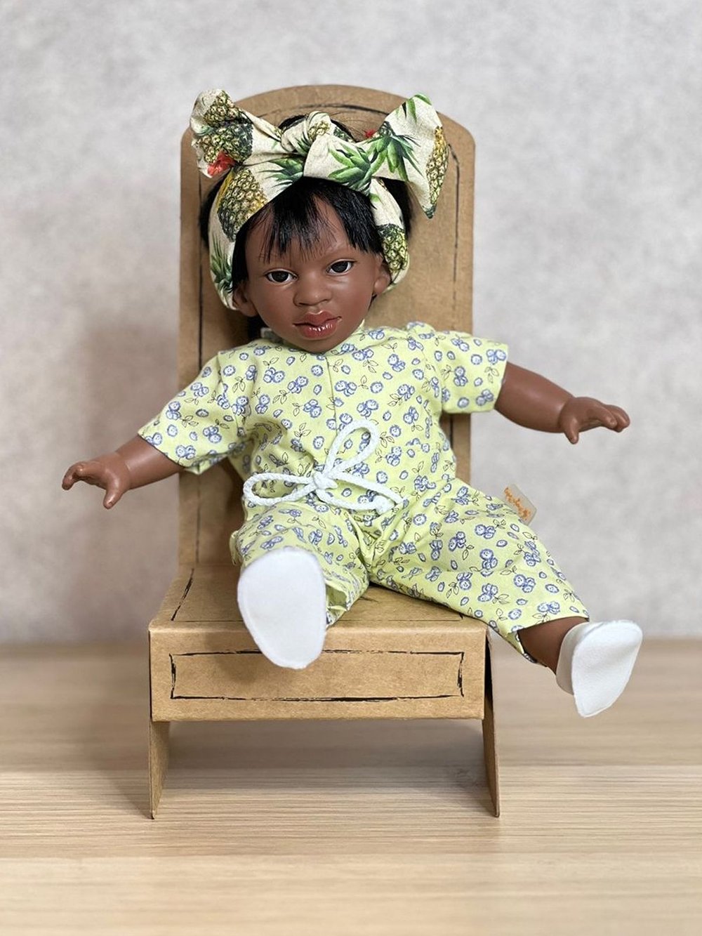 Кукла LAMAGIK мягконабивная  28см Gestito (10007)