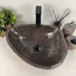 Раковина из речного камня RS-65594 49*38*15 0865