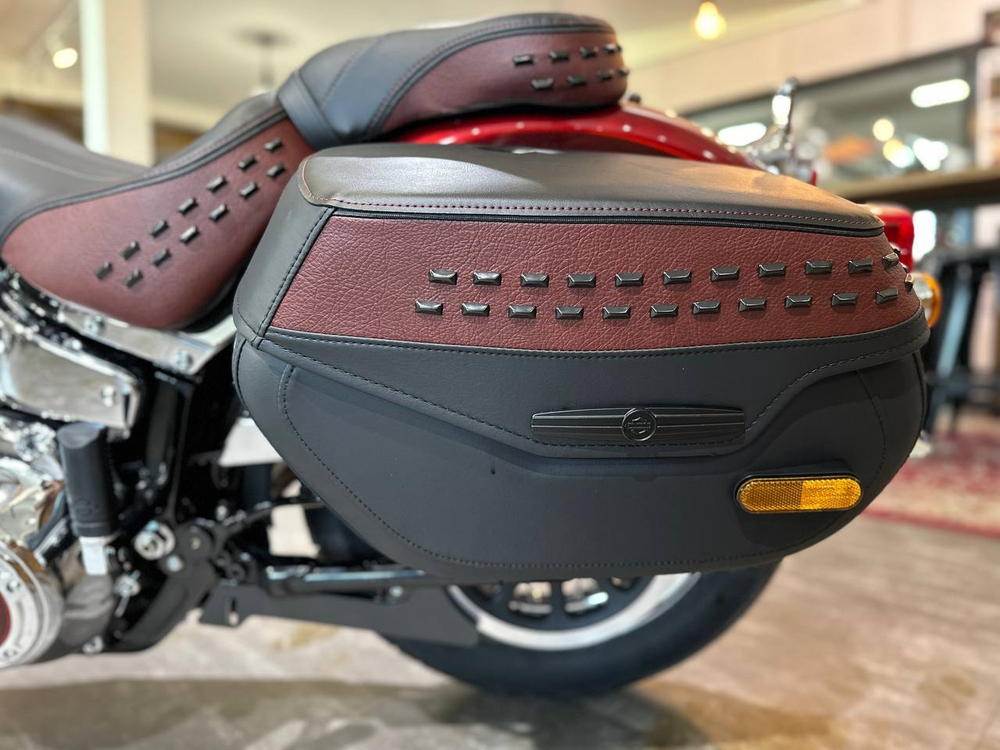 Мотоцикл Harley-Davidson Heritage Classic (120th Anniversary) 2023 с НДС