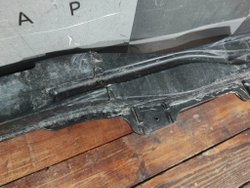 Абсорбер заднего бампера Kia Carnival 4 (KA4) 20-нв Б/У Оригинал 86631R0000