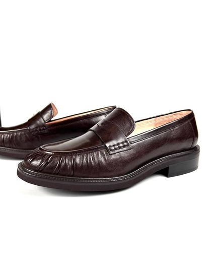 Лоферы женские