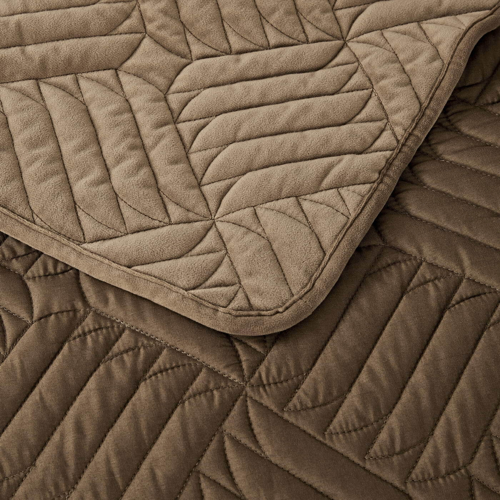 Покрывало 160x220 Sofi De MarkO Армандо песочное