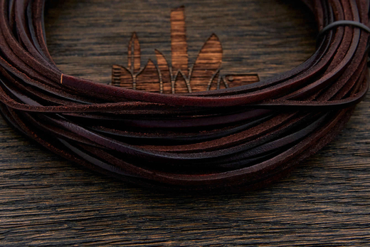 Кожаный шнурок 2x3мм (коричнево-чёрный), 1 метр