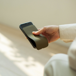 Чехол кожаный для iPhone 12 Mini зеленого цвета