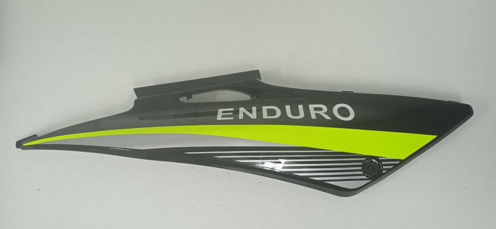 Пластик боковой задний правый Мотоцикл Enduro ST 250