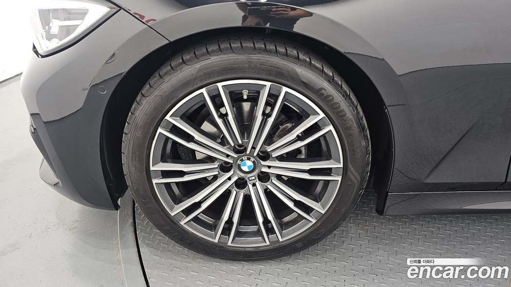 BMW 3 Series (G20) 320i M Sports (10.2021)