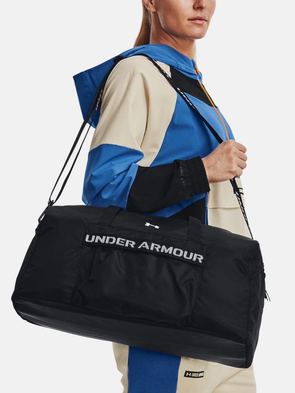 Спортивная сумка Under Armour UA Favorite Duffle-BLK