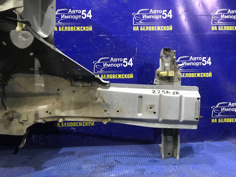 Лонжерон передний правый MITSUBISHI COLT 2003