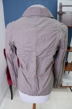 Куртка Cnb стильная 46 размер