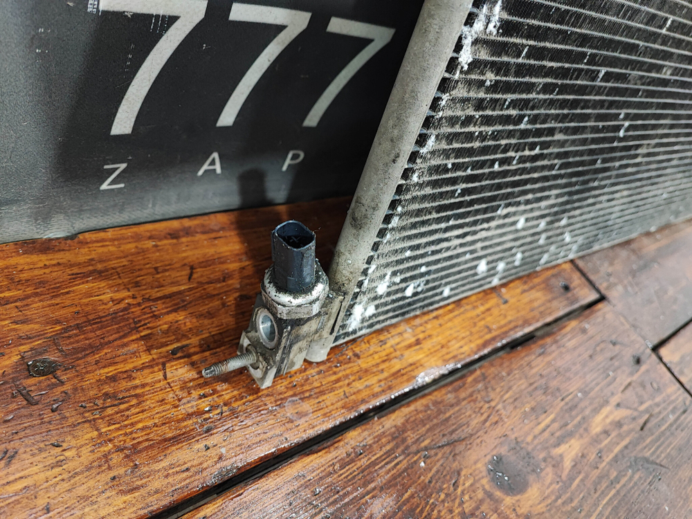 Радиатор кондиционера Mercedes S-Class (W222) 13-20 Б/У Оригинал A0995001854