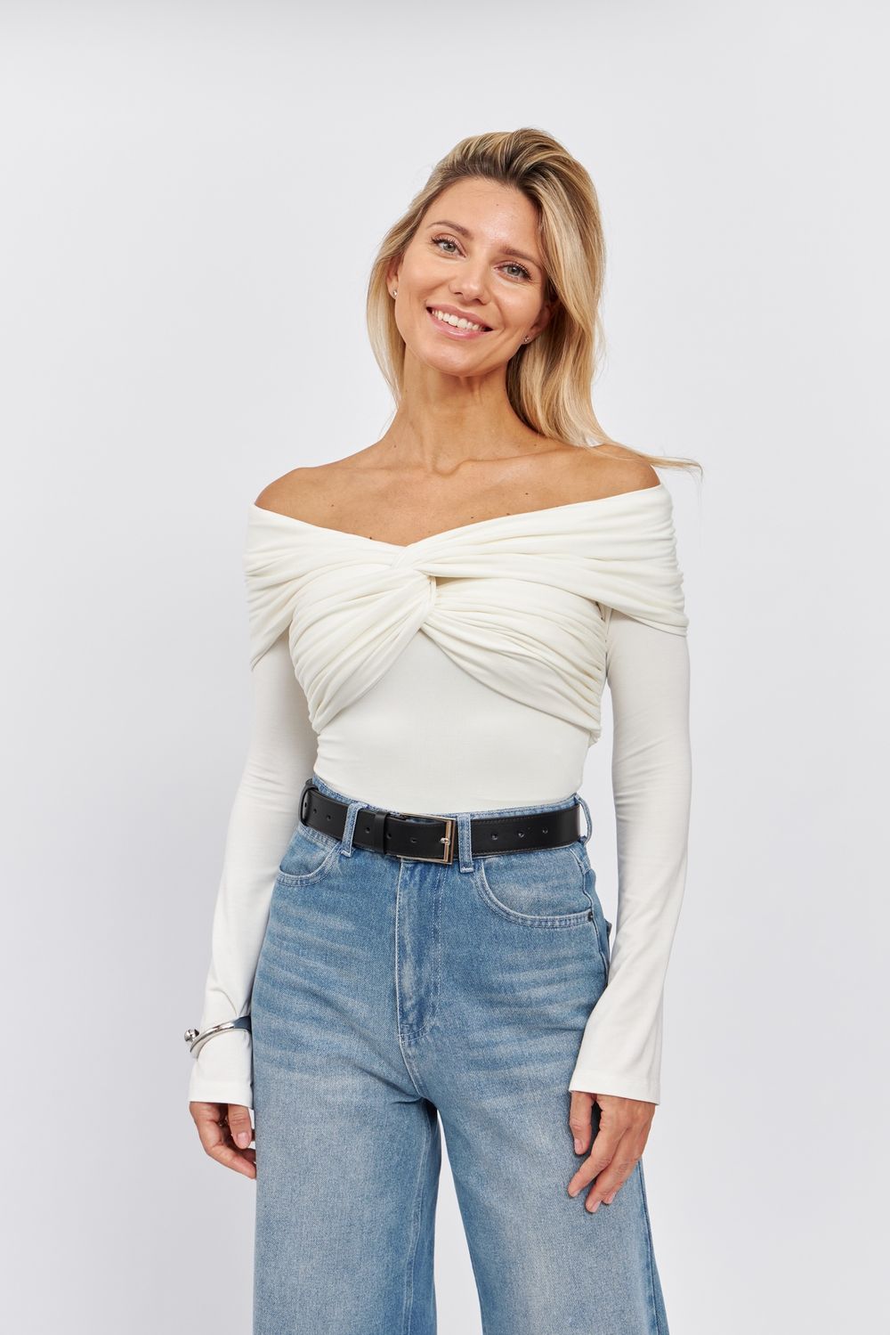 ТОП-БОДИ С УЗЛОМ, МОЛОЧНЫЙ