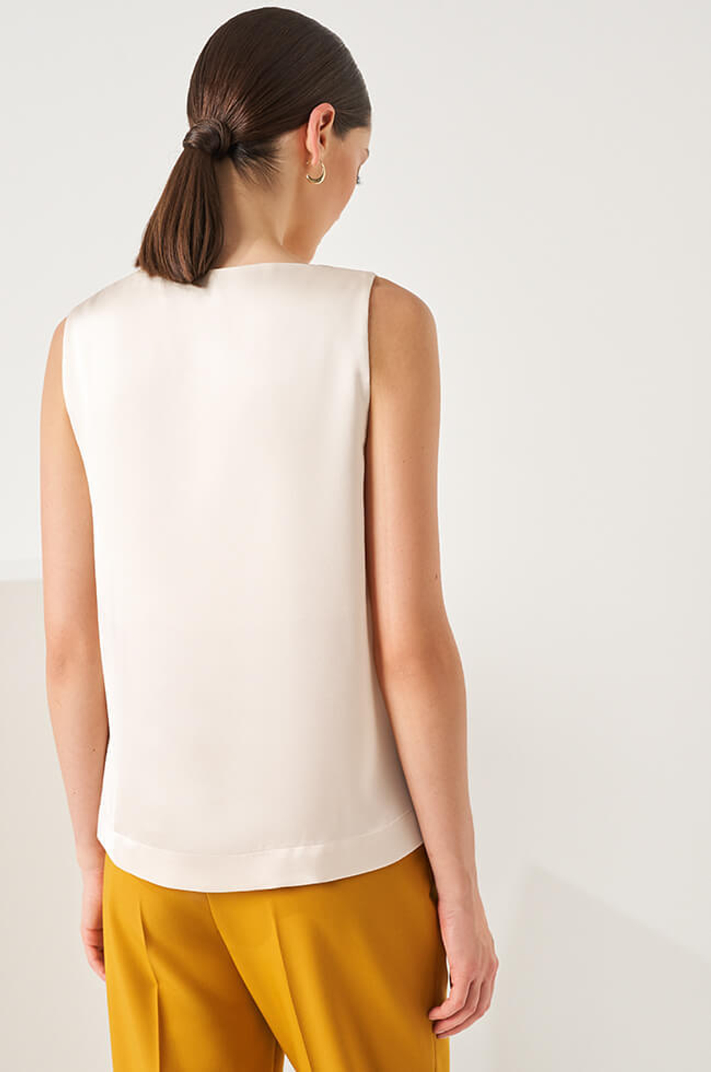 22803 Блузка женская (молочный)