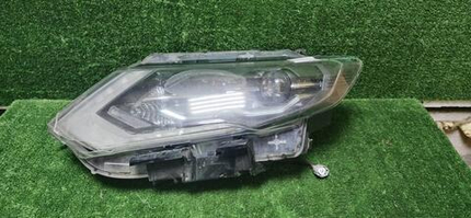 Битая Фара левая Nissan X-Trail T32 (17-22) LED
