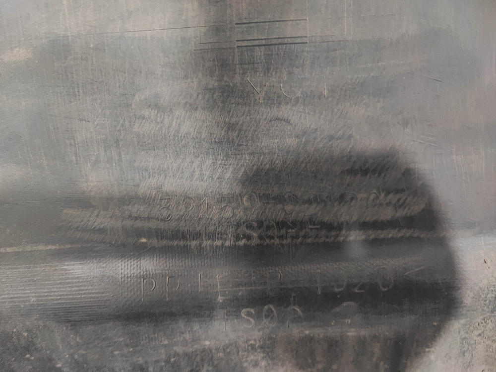 Бампер задний Toyota Corolla (E180) 12-16 Б/У Оригинал 5215902A20