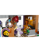 Конструктор LEGO Friends 42670 лего Апартаменты и магазины, дом с магазинами, минифигурки, оригинал LEGO