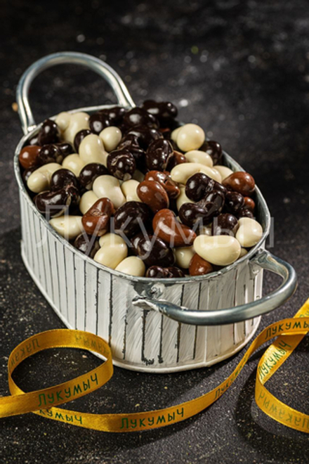 Кешью ассорти в кондитерской глазури 100г