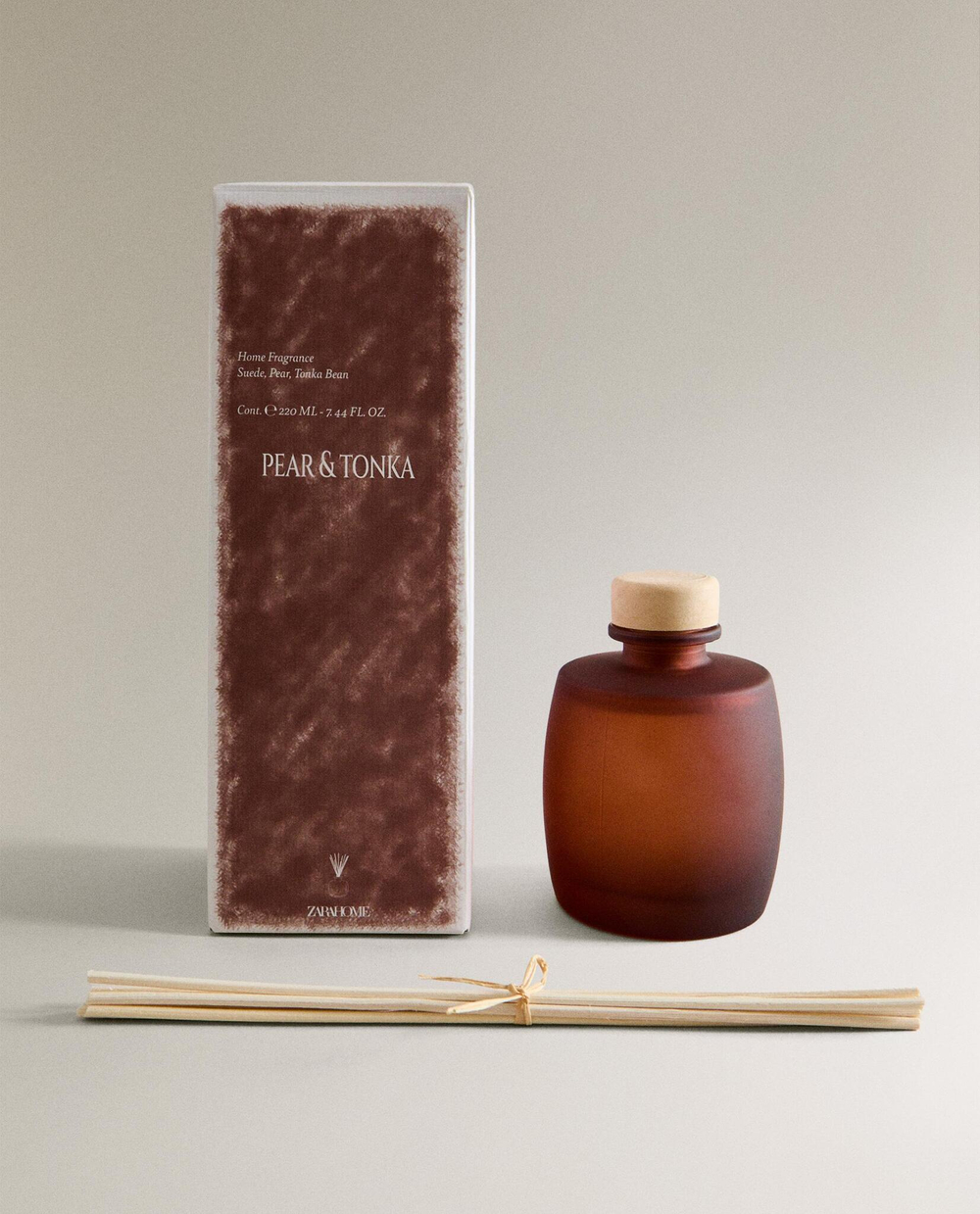 Zara Home PEAR & TONKA REED DIFFUSERS — ароматический диффузор с тростниковыми палочками, Груша и Тонка, 220 мл