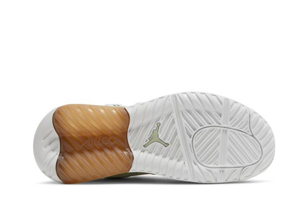 Кроссовки Jordan Ma2 GS (Подростковая размерная сетка)