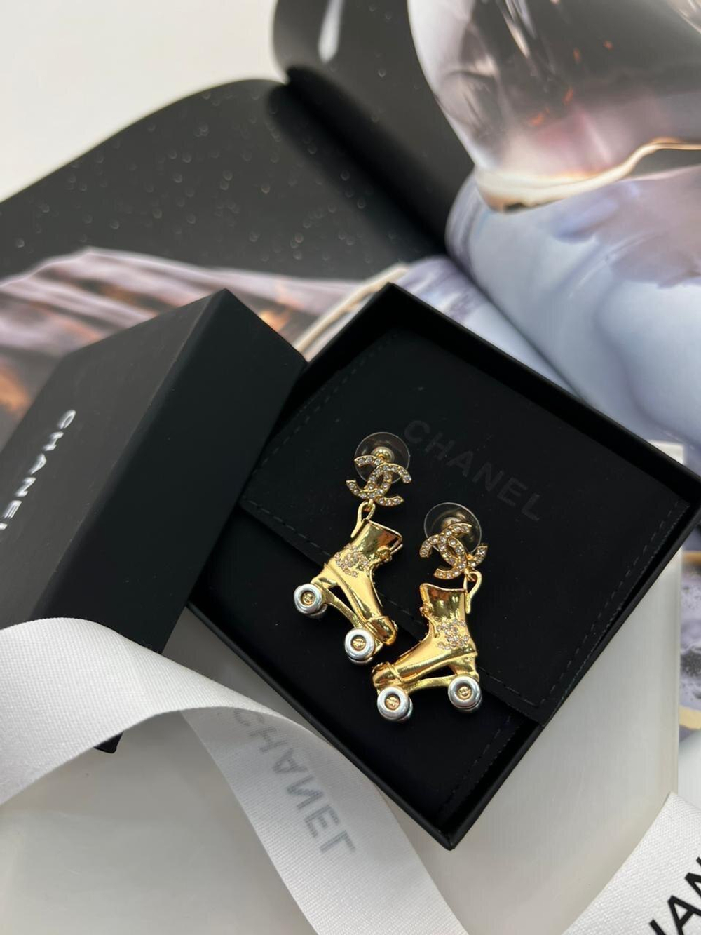 Серьги CHANEL