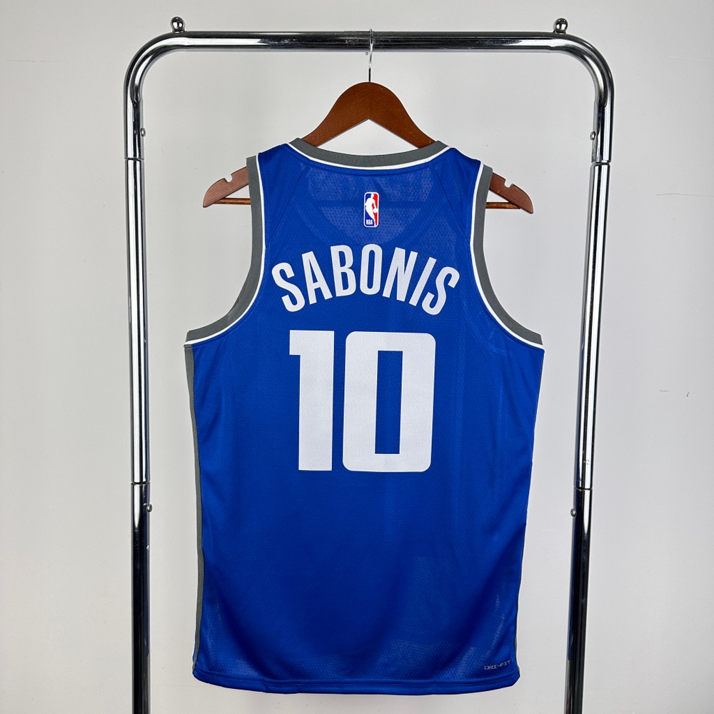 Купить в Москве баскетбольную джерси Домантаса Сабониса «Сакраменто Кингз»