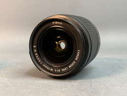 Canon 600D kit 18-55mm 3.5-5.6 IS ll 4.000 кадров