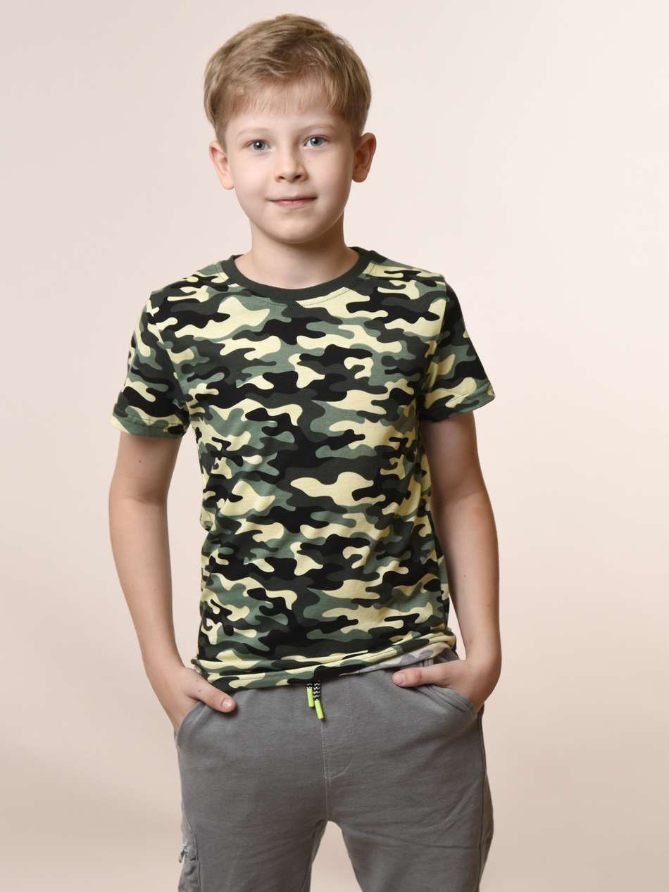 Футболка для мальчика камуфляжная