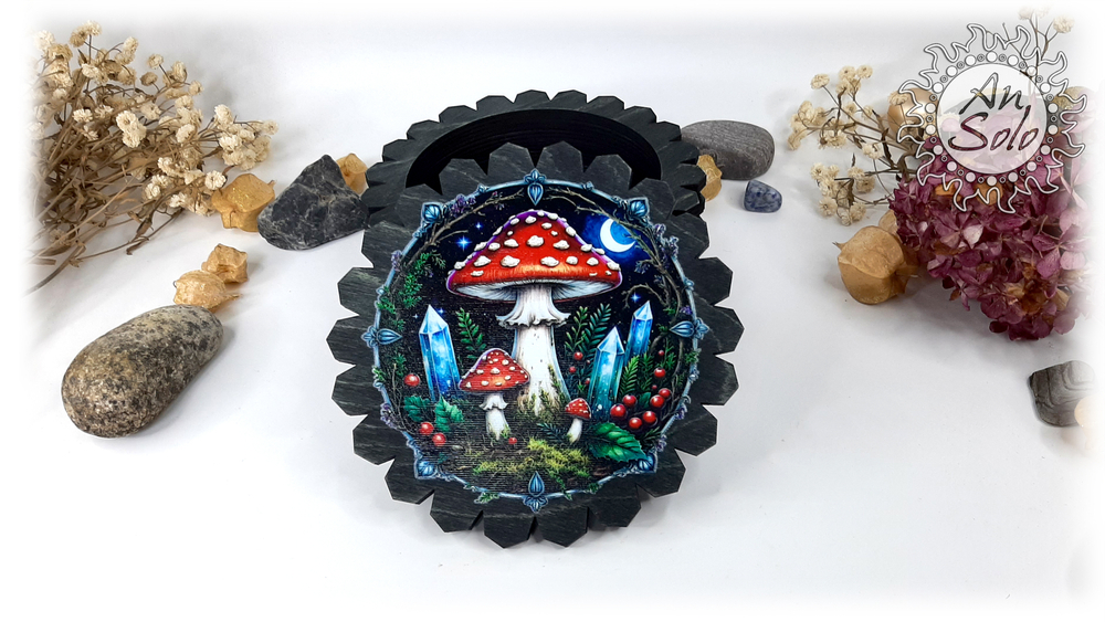 Большая деревянная шкатулка "Ночной мухомор"