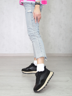 Кроссовки женские зимние