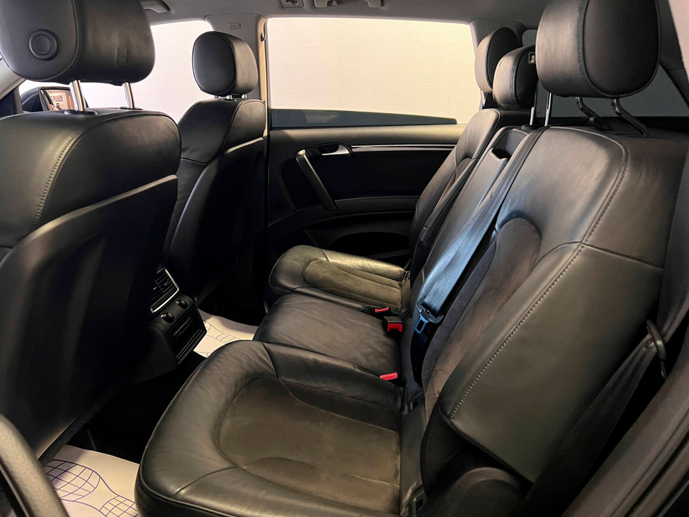 Audi Q7, 2009 год