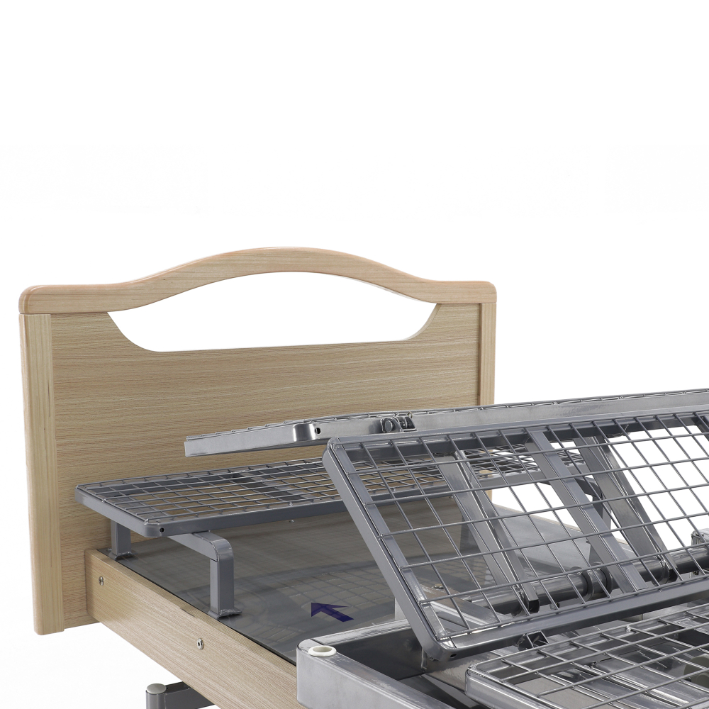 Кровать электрическая MED-MOS DB-2B с поворотным креслом в левую сторону (светлое дерево)