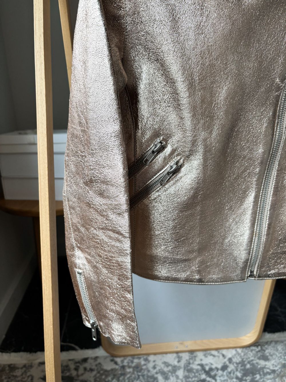 Кожаная куртка-косуха Bonpoint, 128