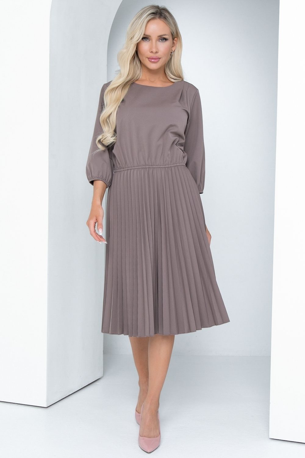 Платье Идеальный силуэт (гофре, латте) Diolche (Акция)