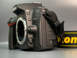 Nikon D90