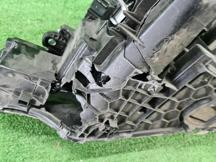 Битая Фара правая BMW X7 G07 (2019-2022) LED