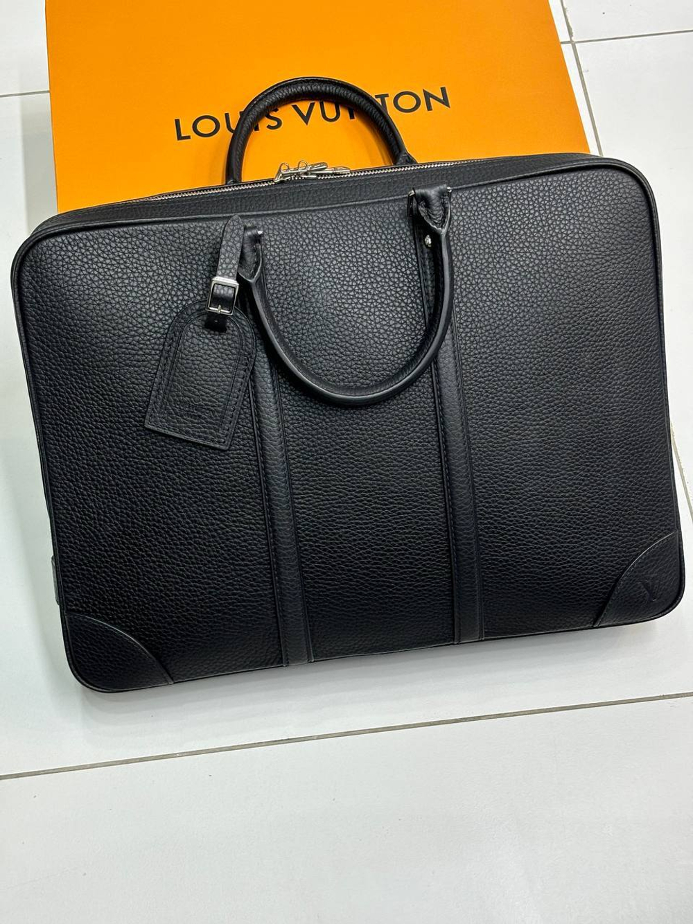 Портфель Louis Vuitton