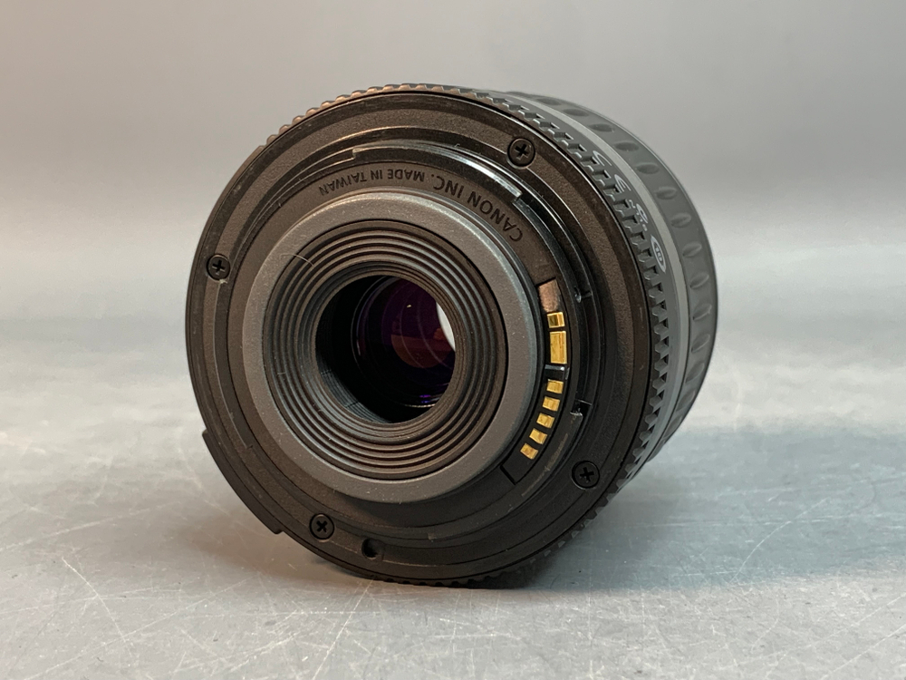 Canon EF-S 18-55mm f/3.5-5.6 II