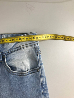 Джинсы светлого цвета, маркировка 29, визуально 44/46 размер