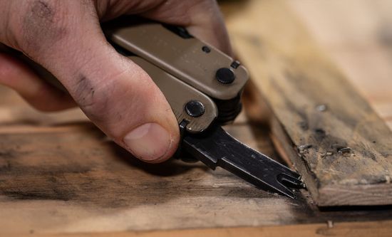 Мультитул-инструмент Leatherman Мод. SUPER TOOL 300M BROWN (чехол: нейлон MOLLE-BLACK)