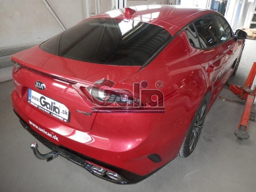 Фаркоп оцинкованный Galia K045C для Kia Stinger 2017-(паспорт и сертификат в комплекте)(без электрики)