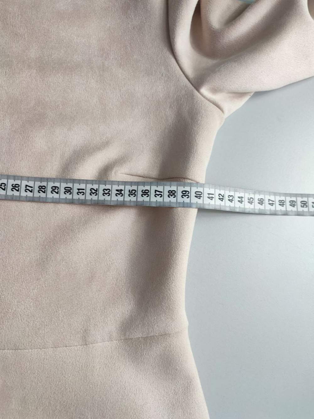 Платье однотонное 42 размер