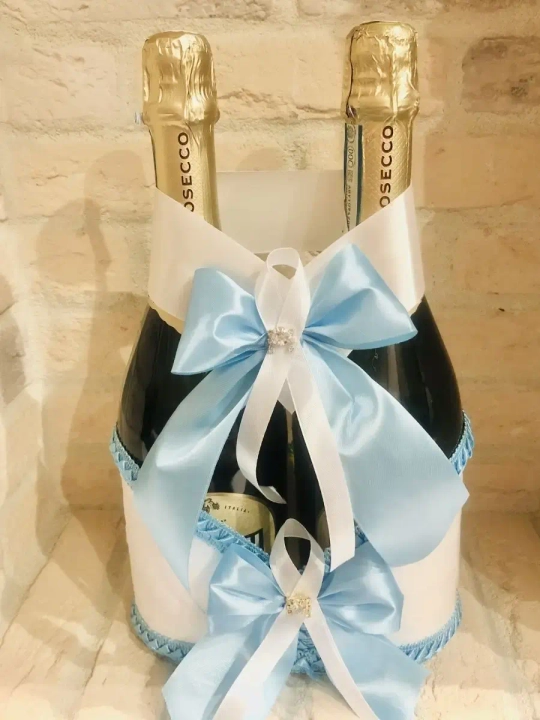 Украшение для свадебного шампанского