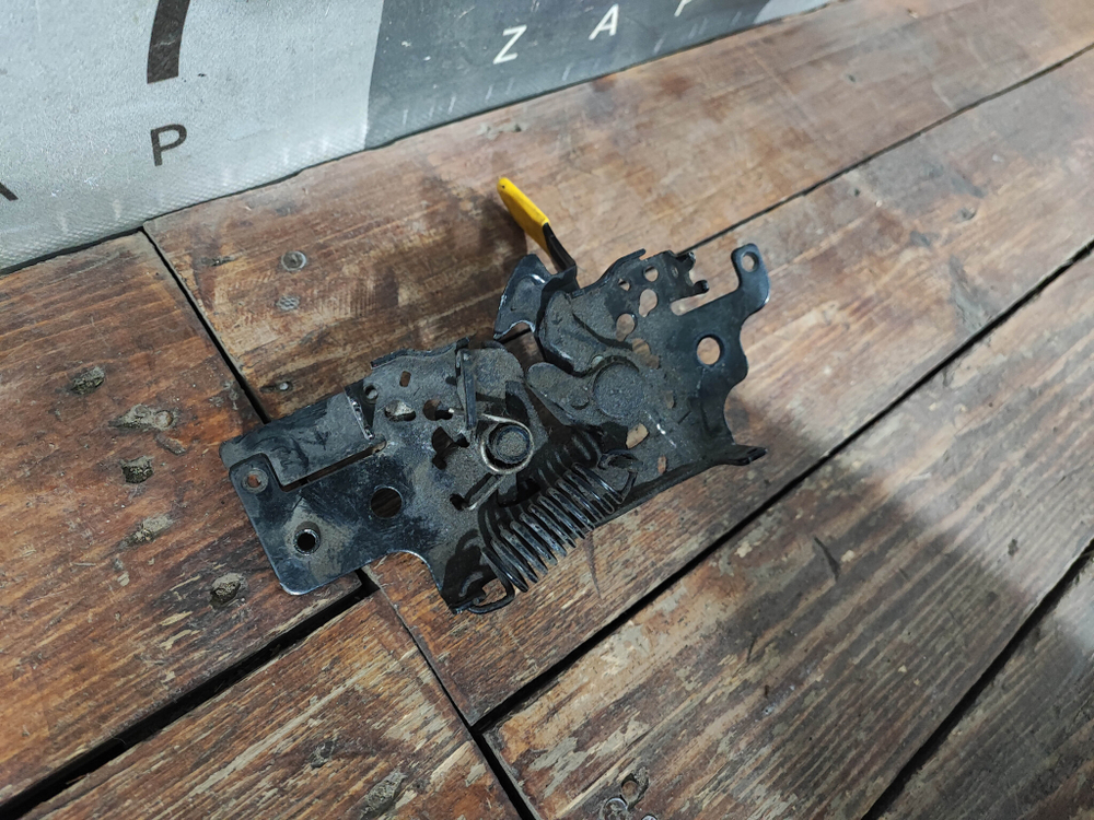 Замок капота Haval Jolion 21-нв Б/У Оригинал 8402101XST10A