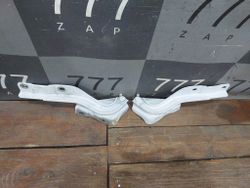 Петля капота правая левая комплект Haval Jolion 21-нв Б/У Оригинал 8402108XST01A